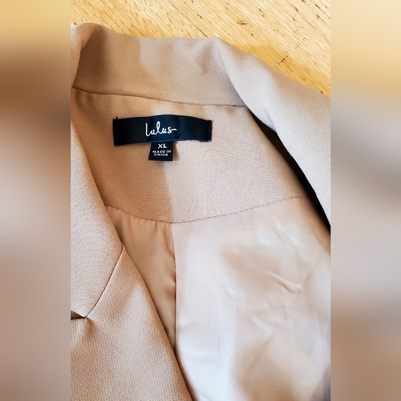 Lulu's Captain's Blog Jacket - Picture 7 of 8